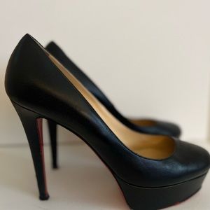 CHRISTIAN LOUBOUTIN
Black Leather Bianca 120 Pumps (Size 9/ 39.5)